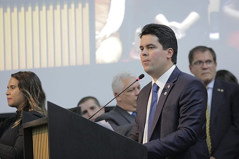 Andre Fufuca toma posse no ministério