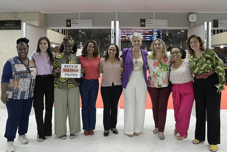 Para especialista, violência política contra as mulheres é estratégia de ataque à democracia 