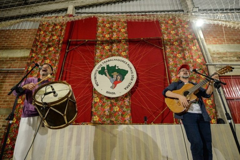 Unamérica celebra 40 anos de música com show no assentamento Filhos de Sepé em Viamão
