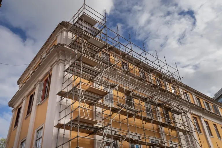 Projeto de restauração das fachadas da Fundação o Pão dos Pobres inicia nova etapa das obras
