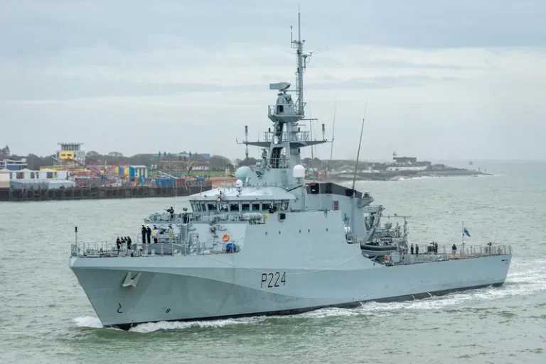 Essequibo: Brasil pede que apoio militar seja evitado após envio de navio britânico à Guiana 