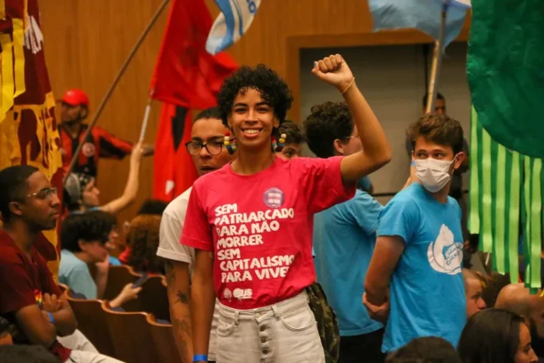 'A educação muda nossa vida, e nada disso é possível sem a política', afirma Niara Dy Luz
