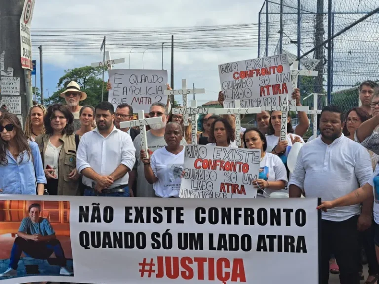 Guilherme Derrite é denunciado ao Ministério Público por ilegalidades em operações na Baixada 