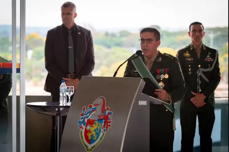 O general da reserva Estevam Theóphilo