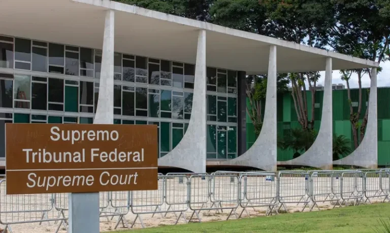 'Estamos na era da desconstrução do Direito do Trabalho pelo STF', alerta juiz 