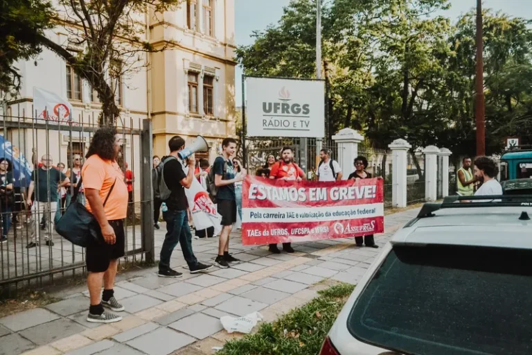 Servidores federais no RS promovem paralisação contra nova proposta de reforma administrativa