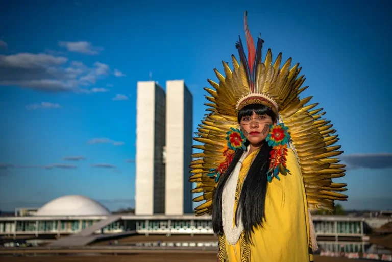Célia Xakriabá: 'Congresso sofisticou a forma de exterminar indígenas, mas não mudou intenção'