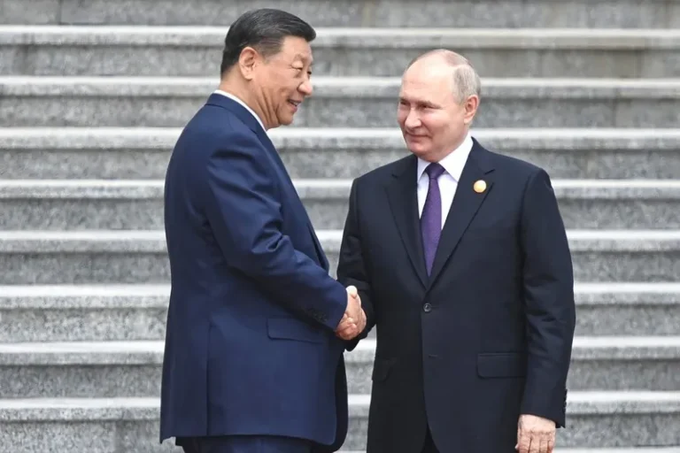 Em Pequim, Putin elogia 'posição imparcial' da China sobre guerra da Ucrânia