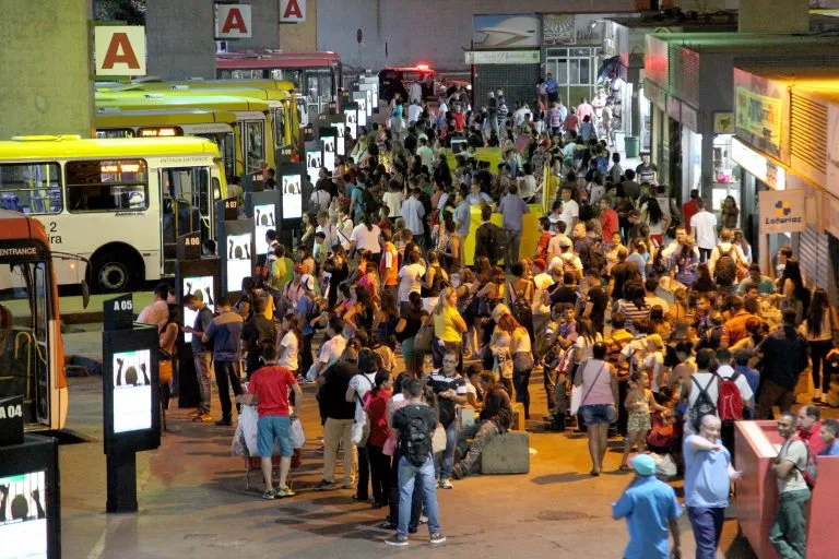 Transporte gratuito no DF aumenta número de acessos, mas faltam dados sobre operação
