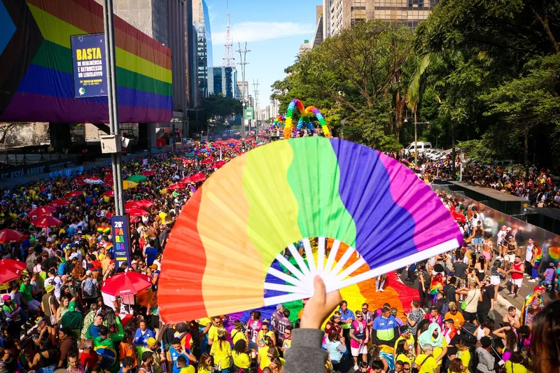 Cerca de 3 milhões de pessoas participaram da 28ª edição da Parada do Orgulho LGBT+, segundo a organização do evento.