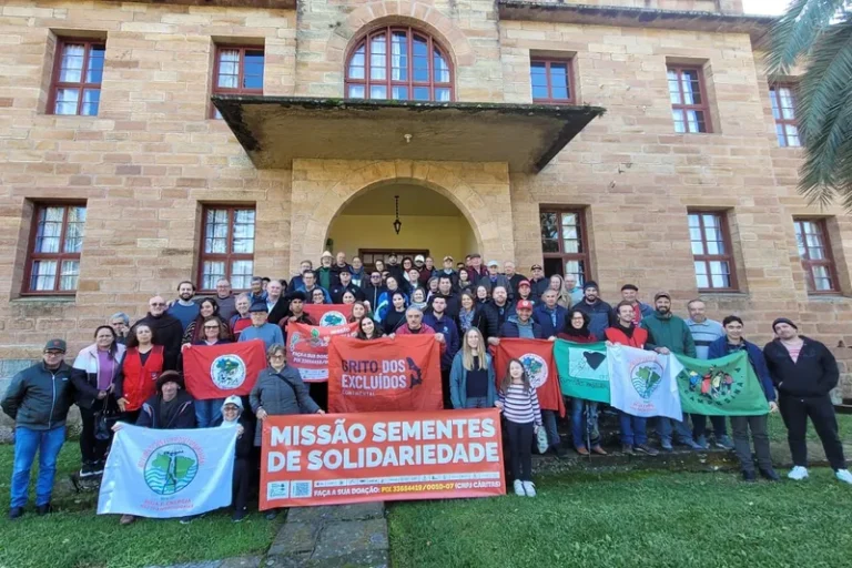 Missão de solidariedade no RS auxilia pequenos agricultores na retomada da produção