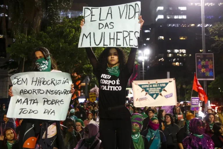 Oito vezes em que o aborto avançou e retrocedeu no Brasil