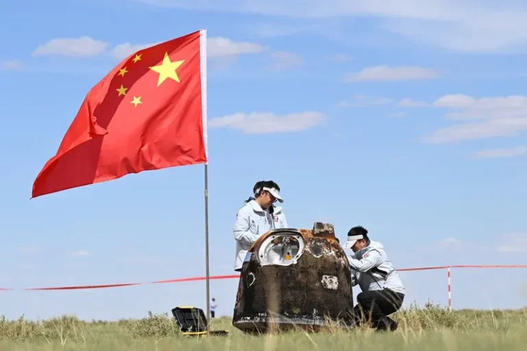 China faz história e torna-se o primeiro país a trazer amostras do lado oculto da Lua  