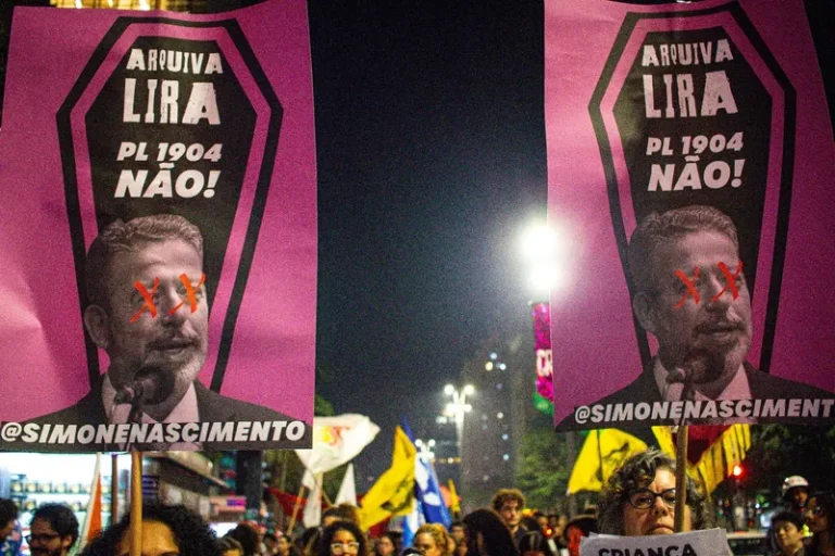 Em 2024, país viu ‘expressão máxima da misoginia’, diz militante da Marcha Mundial das Mulheres