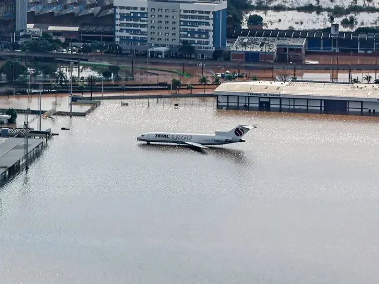Obras da Fraport enfraqueceram sistema contra cheias de Porto Alegre, denuncia deputado