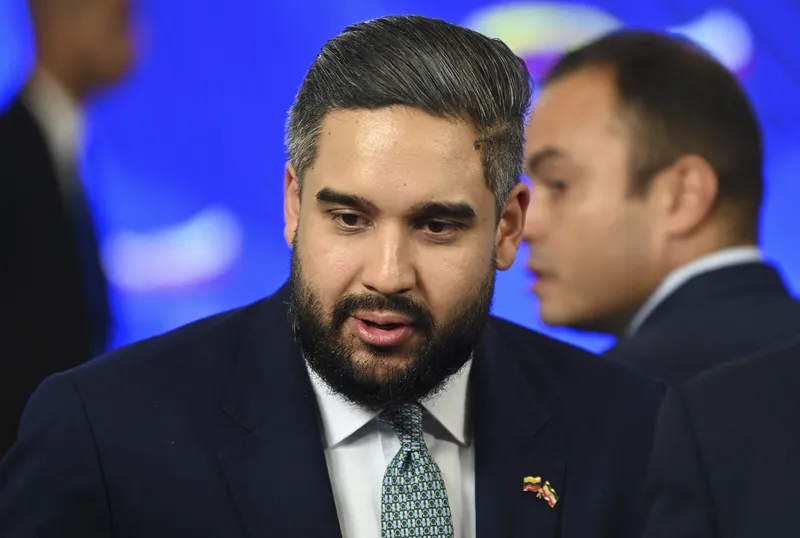 Filho de Nicolás Maduro participou do simulacro eleitoral da Venezuela e concedeu entrevista exclusiva Brasil de Fato