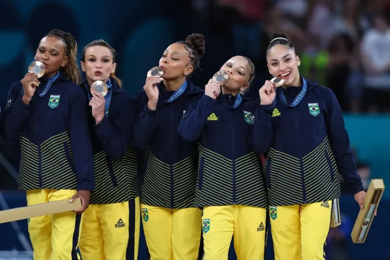 Brasil ganha bronze inédito na ginástica por equipes; confira outros destaques desta terça