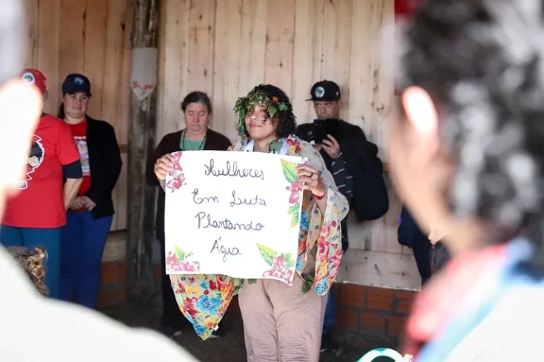 Projeto Mulheres da Terra, plantando água inaugura viveiro de árvores nativas em Viamão