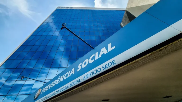 INSS começa a receber adesões a restituição de descontos ilegais