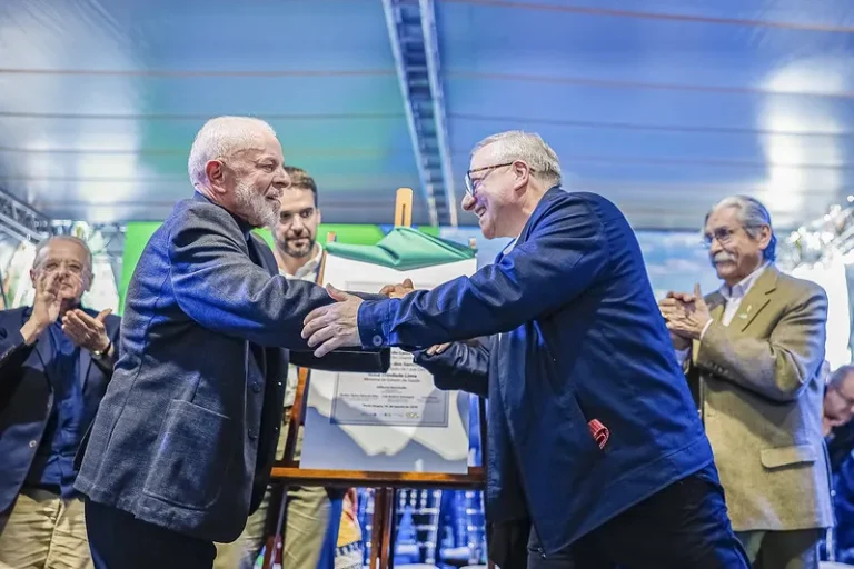 Presidente Lula inaugura Centro de Oncologia e Hematologia do GHC em Porto Alegre