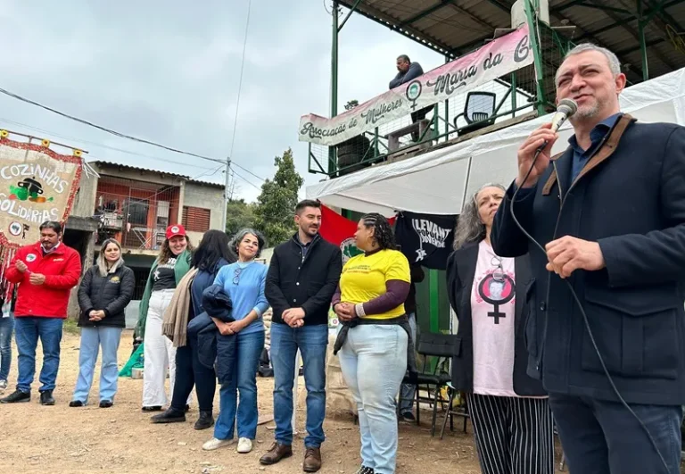 Cooperativa da reforma agrária doa uma tonelada de carne para combate à fome em Porto Alegre