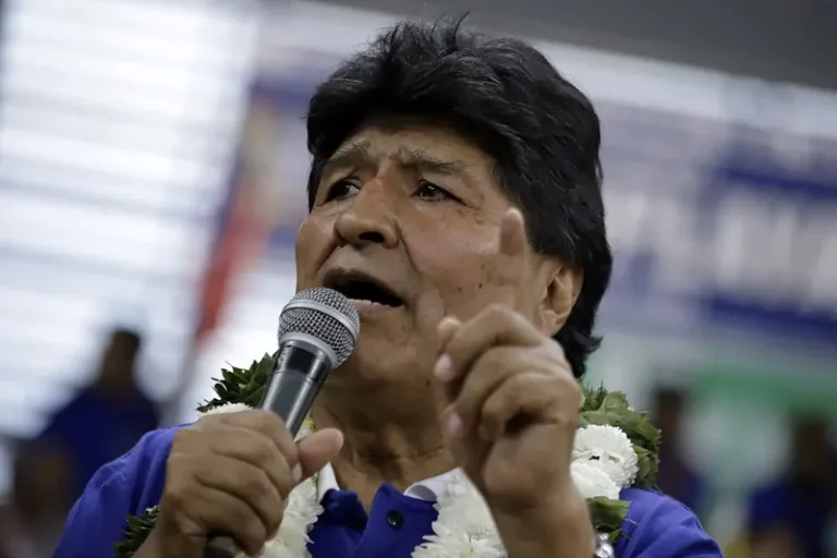 Evo convoca marchas por liberação de candidatura; Arce diz que ex-aliado 'ameaça democracia'