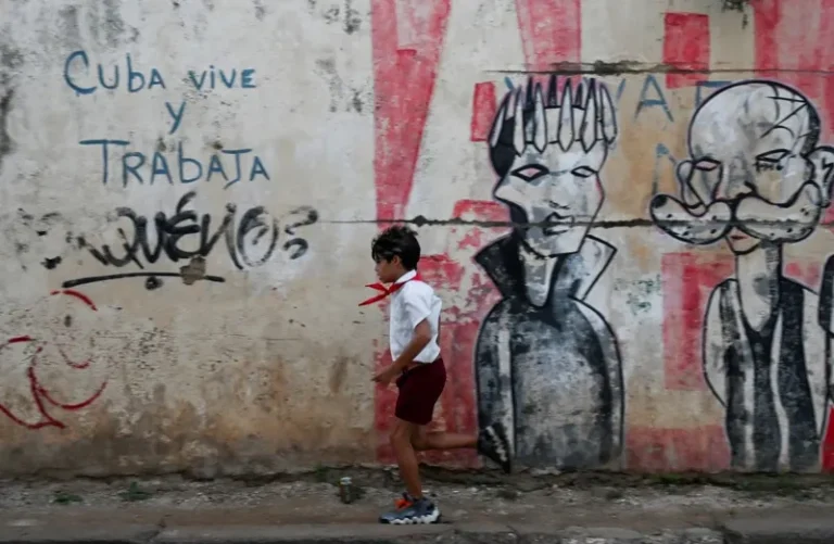 Cuba termina 2024 lutando para driblar bloqueio dos EUA e escapar da crise