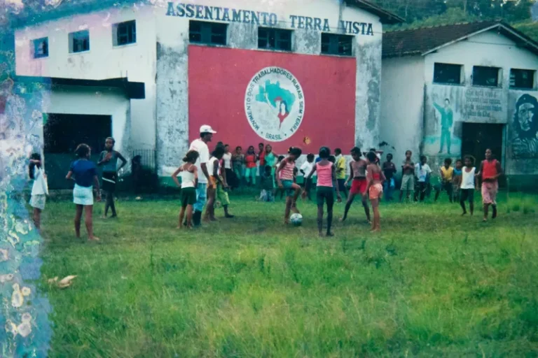 Brasil de Fato film about MST cocoa premiered at a festival in Mexico and will be on TV
