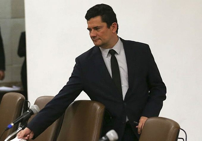 "Em síntese: rompeu os limites da legalidade, da ética e da moral", diz Roberto Amaral