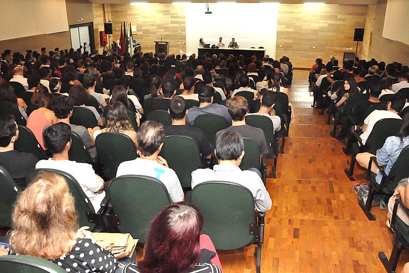 Dados foram apresentados por professores pesquisadores da Universidade Estadual de Londrina (UEL) e pela procuradora Regional do Ministério
