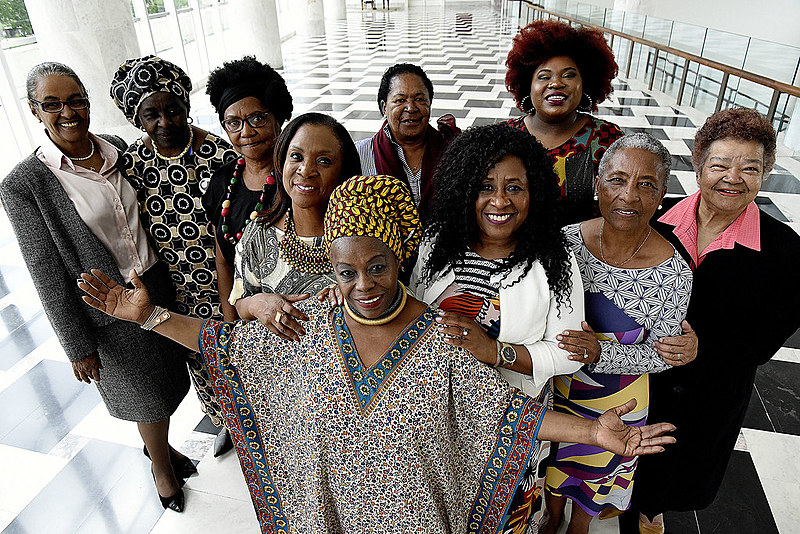 Mostra fotográfica segue até 27 de abril, no hall da Secretaria Estadual de Cultura (SEEC) 