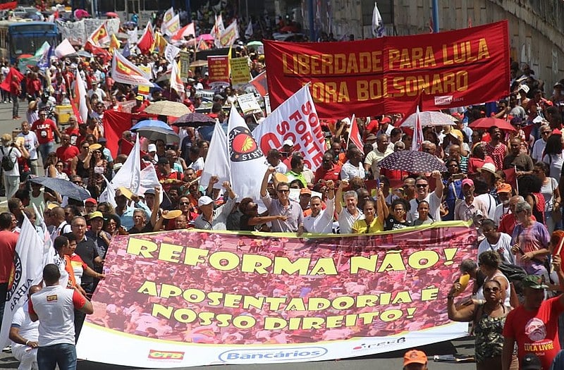 No dia 22 de março, milhares de pessoas foram as ruas para protestar contra a Reforma da Previdência.
