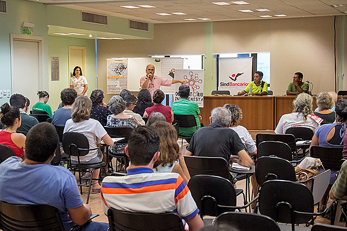 Urgência climática e lutas necessárias foram debatidas no SindBancários, em Porto Alegre