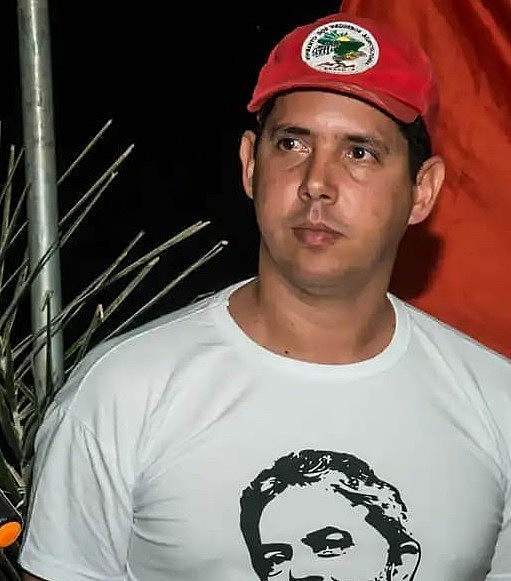"O que há de comum é a defesa pela terra, o acesso a esse meio de produção, as águas e o zelo pela natureza", observa o militante.