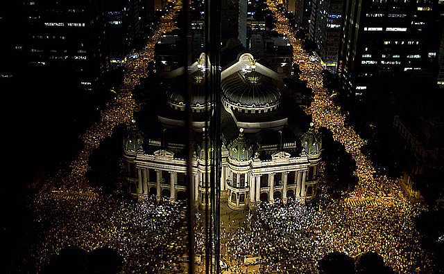 Ativistas foram condenados a 7 anos de prisão em regime fechado pela participação nas manifestações em 2013 e 2014