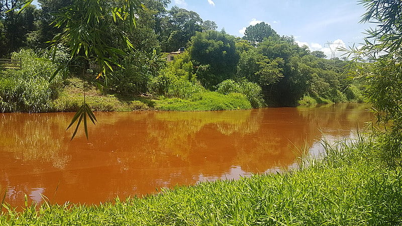 Desde o rompimento da barragem em Brumadinho, no dia 25/01, o abastecimento local está interrompido, já que o rio foi atingido pela lama