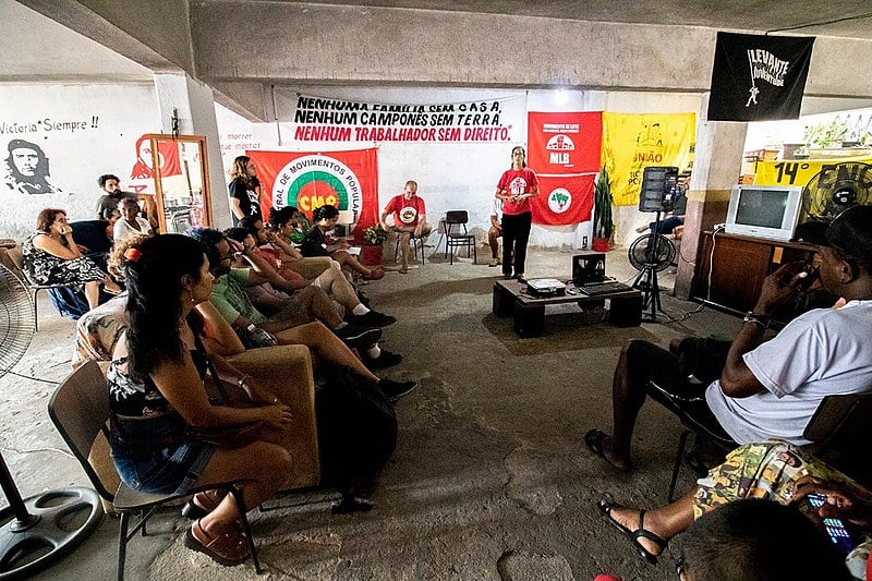 Para comemorar o aniversário de três anos da ocupação foi montada uma programação composta por debates e confraternização