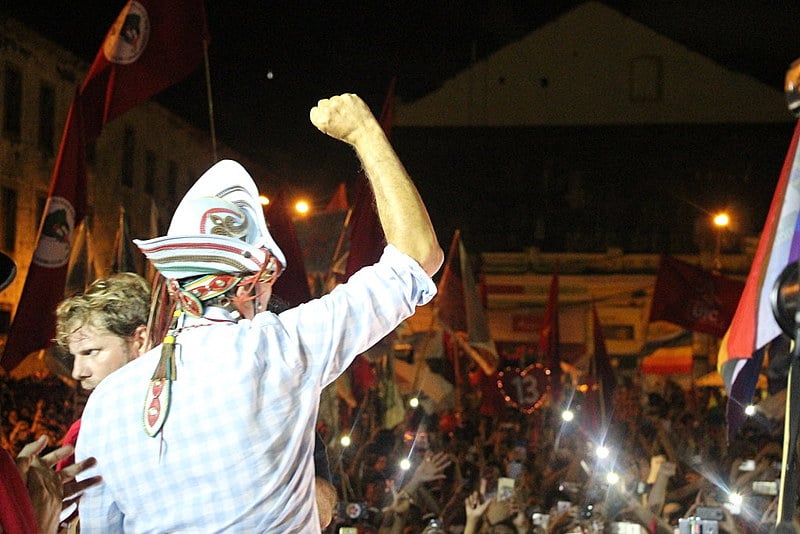 Haddad também enalteceu o trabalho de militância que a população voluntariamente tem feito nas ruas.