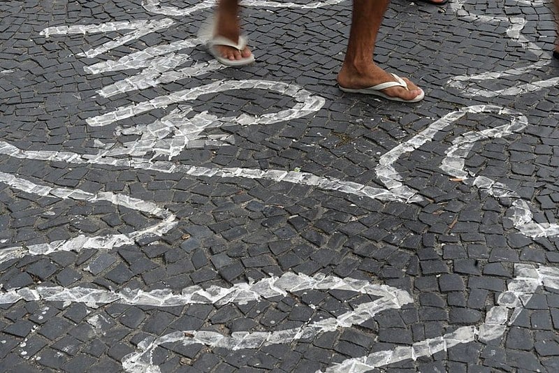 Juventude negra de favelas e periferias do Brasil é a mais atingida pela violência do Estado