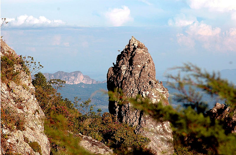 Mineração no local foi interrompida por decisão judicial em 2005, após causar inúmeros danos ambientais