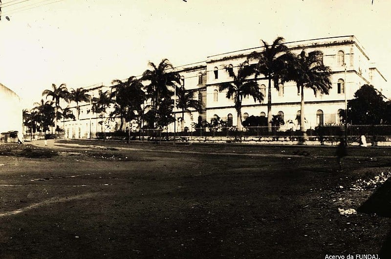 Foto do Pedro II anos após sua construção, datada em 1846