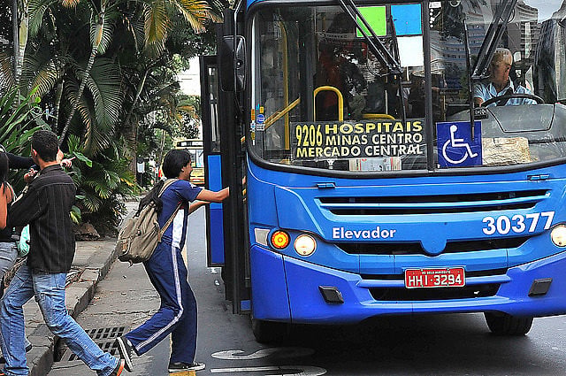 Preço subiu mesmo com a retirada de cobradores e a diminuição de horários