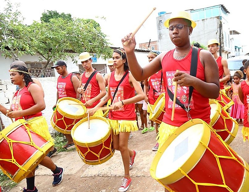 O evento é organizado pela Associação Cultural Nação Mulambo, que atua desde 1997 no bairro com crianças e adolescentes
