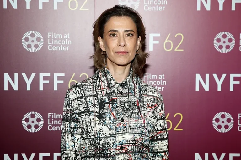 'Ainda Estou Aqui': Fernanda Torres é premiada pelo Critics Choice Award