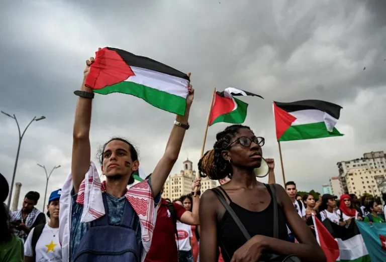 Comitê Carioca de Solidariedade a Cuba organiza cine debates sobre América Latina e Palestina