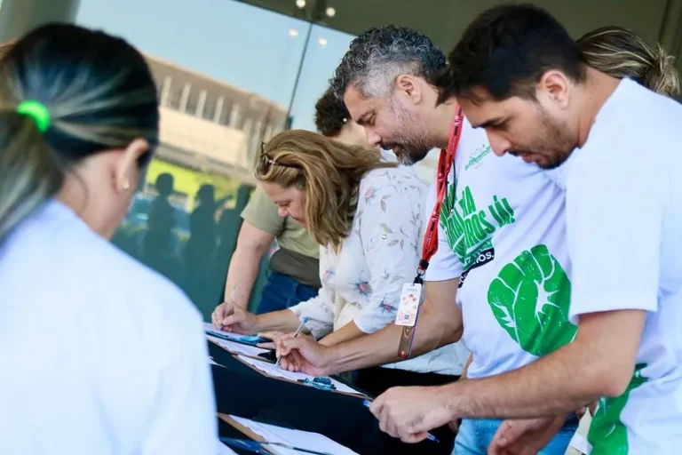 Enfermeiros do DF saem de estado de greve e buscam negociação com GDF