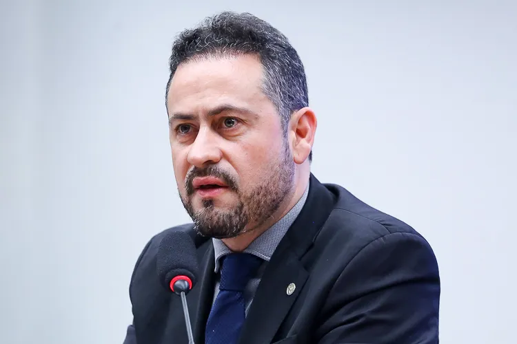 'Tarcísio deveria ser preso por crime eleitoral', diz PT de SP sobre associação de Boulos a PCC