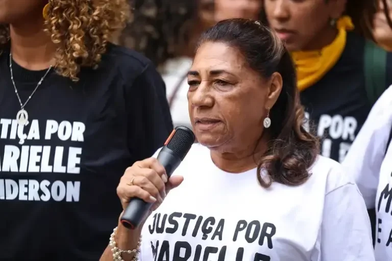 'O que fizeram com você?': 45 dias após assassinato, mãe de Marielle mandou mensagem à filha