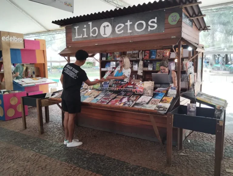 Libretos Editora divulga sua programação na 70ª Feira do Livro de Porto Alegre