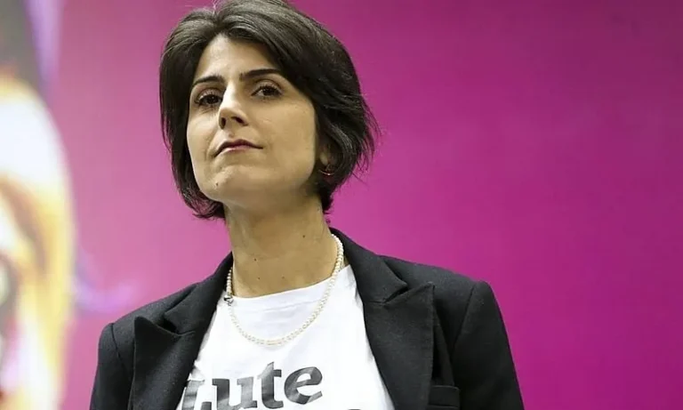 PCdoB oficializa saída de Manuela D'Ávila após 'diálogo persistente'